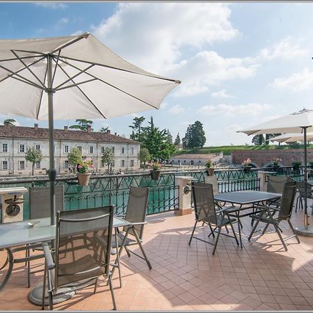 Fiori Sull'Acqua Apartments Песк'єра-дель-Гарда Екстер'єр фото