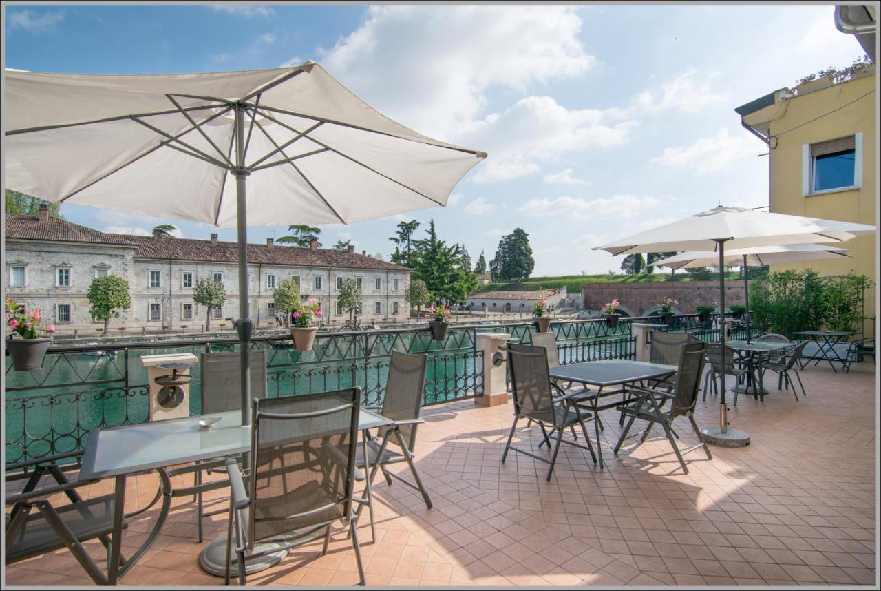 Fiori Sull'Acqua Apartments Песк'єра-дель-Гарда Екстер'єр фото
