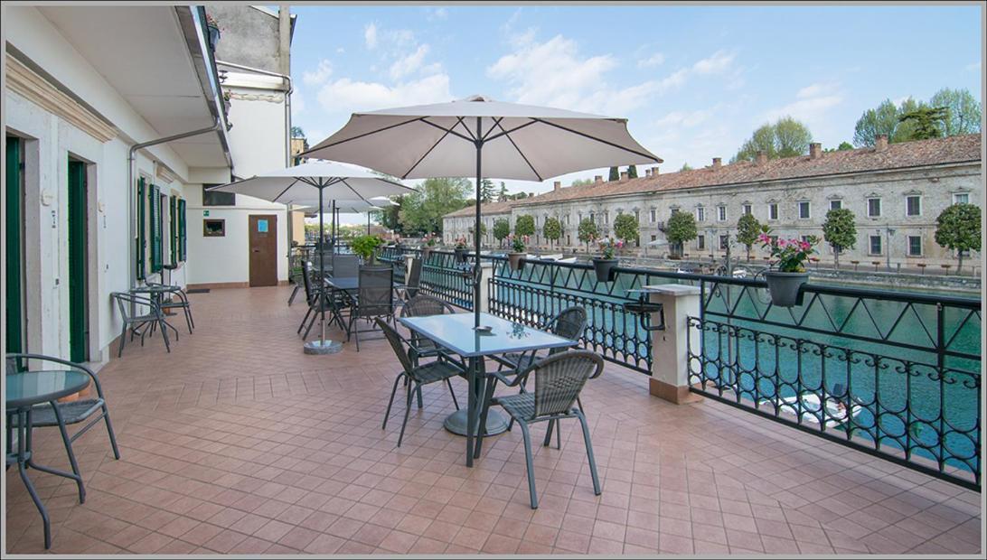 Fiori Sull'Acqua Apartments Песк'єра-дель-Гарда Екстер'єр фото