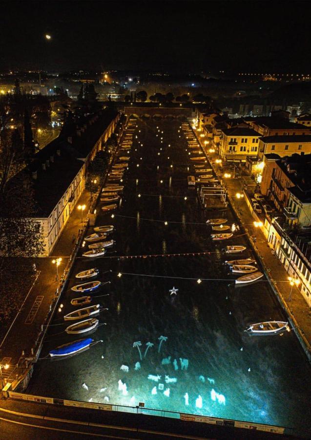 Fiori Sull'Acqua Apartments Песк'єра-дель-Гарда Екстер'єр фото